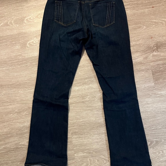 Mid-rise Jeans - Picture 3 of 4